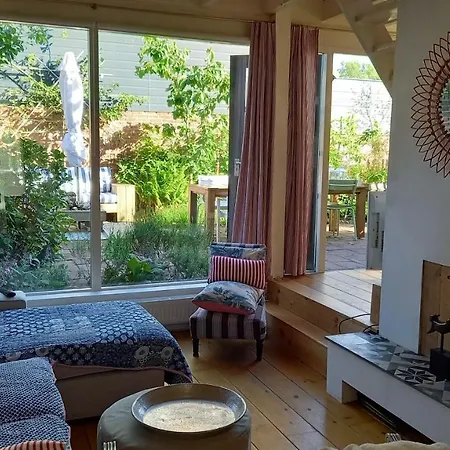 בית נופש Het Zeepaartje, Knus En Gezellig *